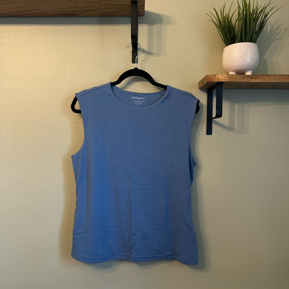 Women's Blue Sleeveless Top